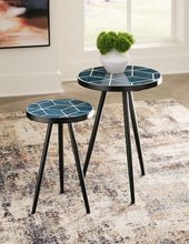 Load image into Gallery viewer, Clairbelle Accent Table (2/CN)
